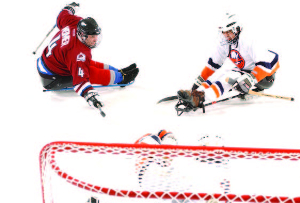 Mark Weimer ha vinto diversi campionati paralimpici di hockey su slittino prima del suo ingresso nel Colorado Adaptive Sports Foundation Hall of Fame.