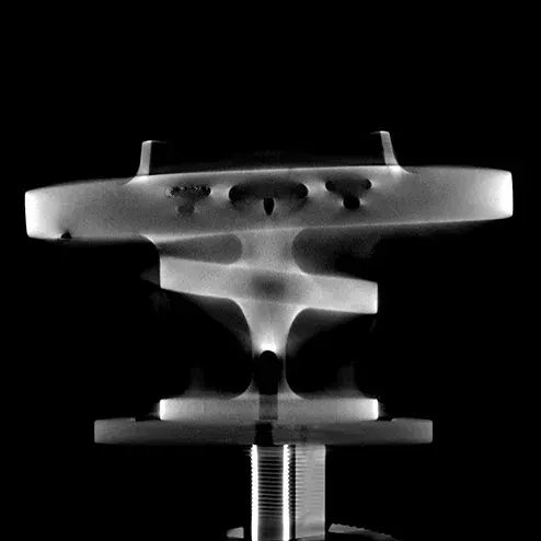 Blocco valvola ai raggi X con risoluzione di 130 micron