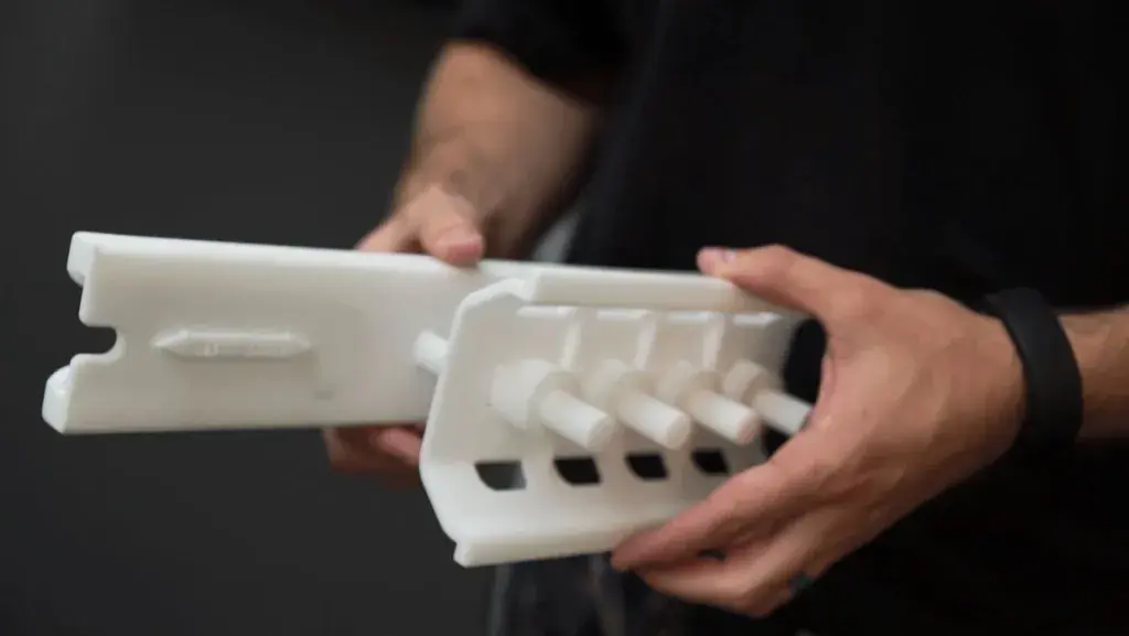 Pistoni per macchina di Idaho Steel realizzati mediante la stampa 3D SLS in un'unica lavorazione