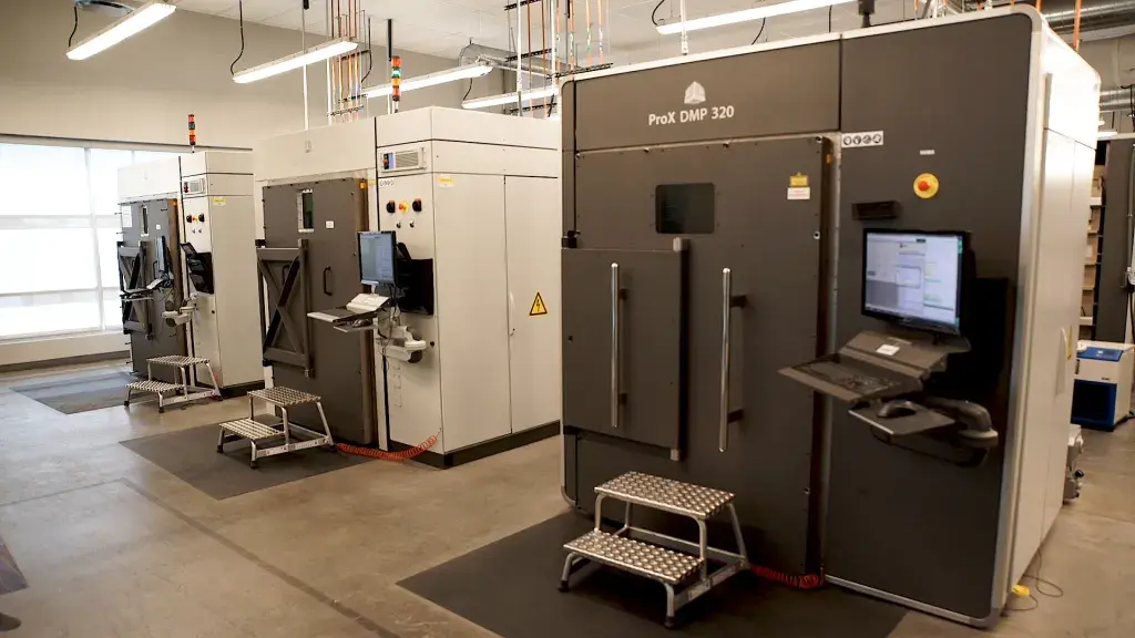 Macchine di 3D Systems per la produzione additiva in metallo presso il Customer Innovation Center di Denver, Colorado
