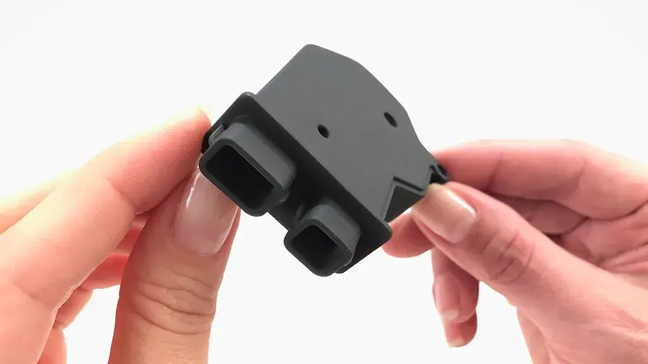 Meccanismo a incastro realizzato in materiale Figure 4 FLEX-BLK 20