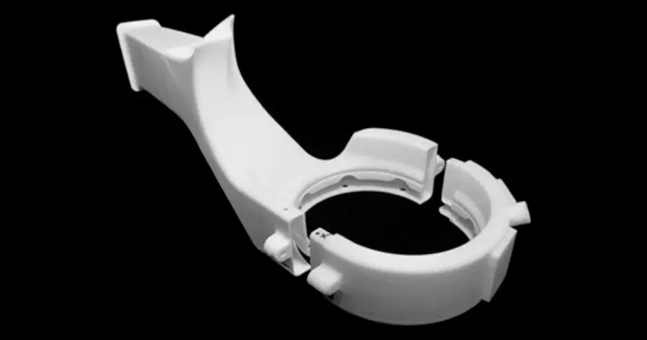 Collettore SLS stampato in 3D di Elan Motorsports