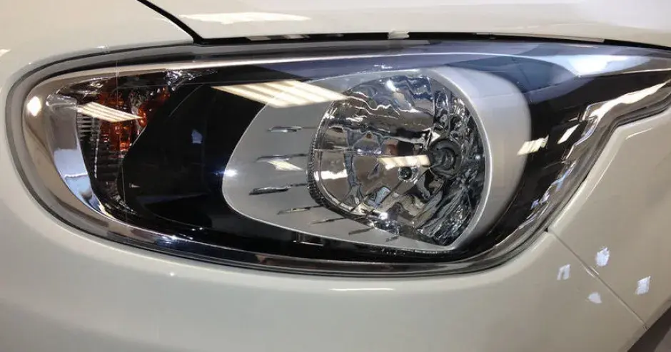 lente trasparente per auto stampata in 3d