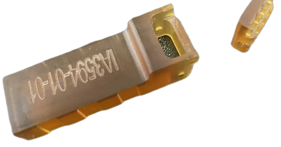 Dispositivo di fissaggio resistente alle alte temperature stampato con figure 4 hi temp 300 amb